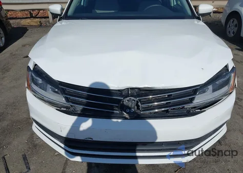 2017 Volkswagen Jetta 1.4T S z USA, uszkodzony, nr VIN 3VW2B7AJ9HM349005
